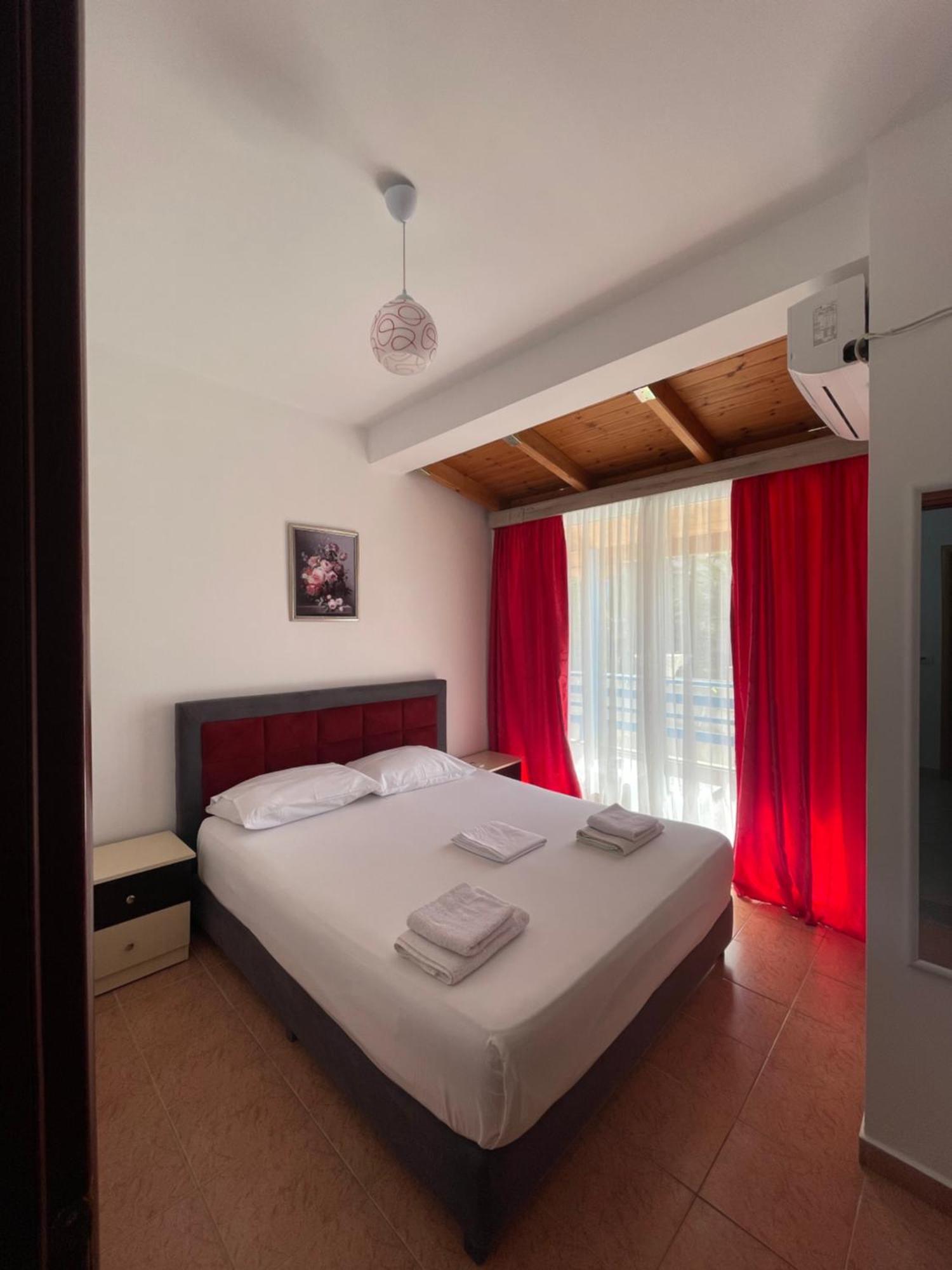 Apartments Monika Saranda Kültér fotó